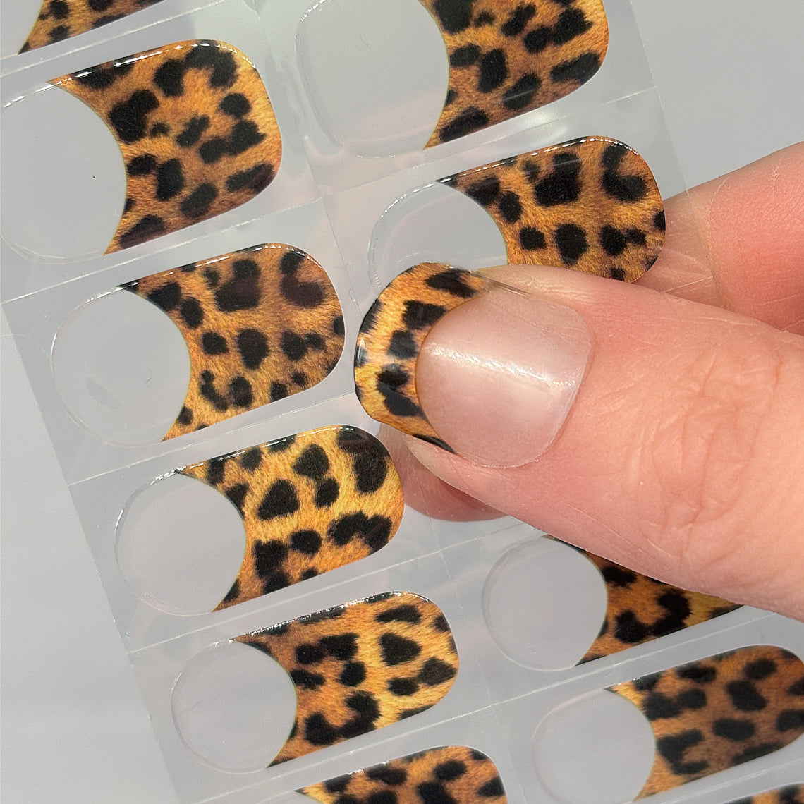 French Tips - Leopard No Light Gel Nail Wraps (NLG)