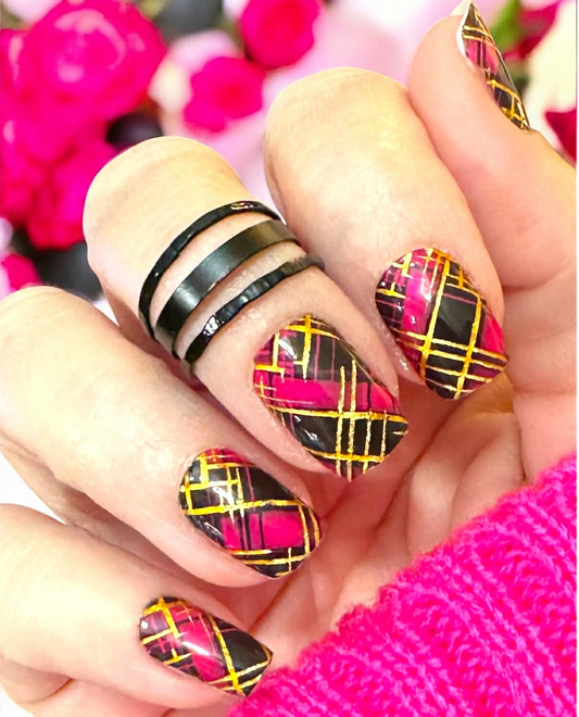 Pretty in Plaid Exclusive Design Nail Wraps (FOIL LINES)