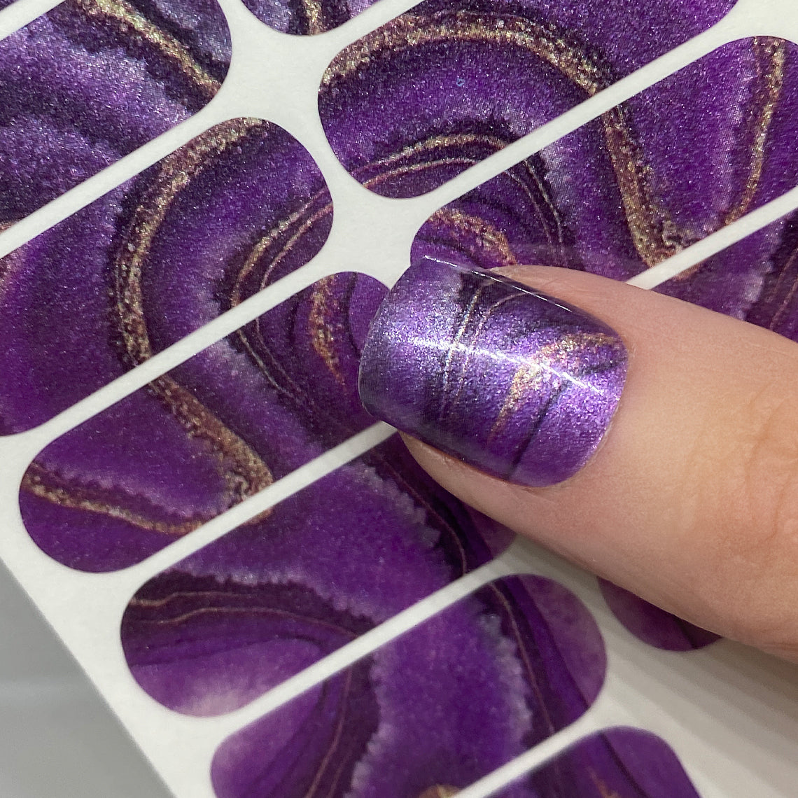 Amethyst Geode Nail Wraps