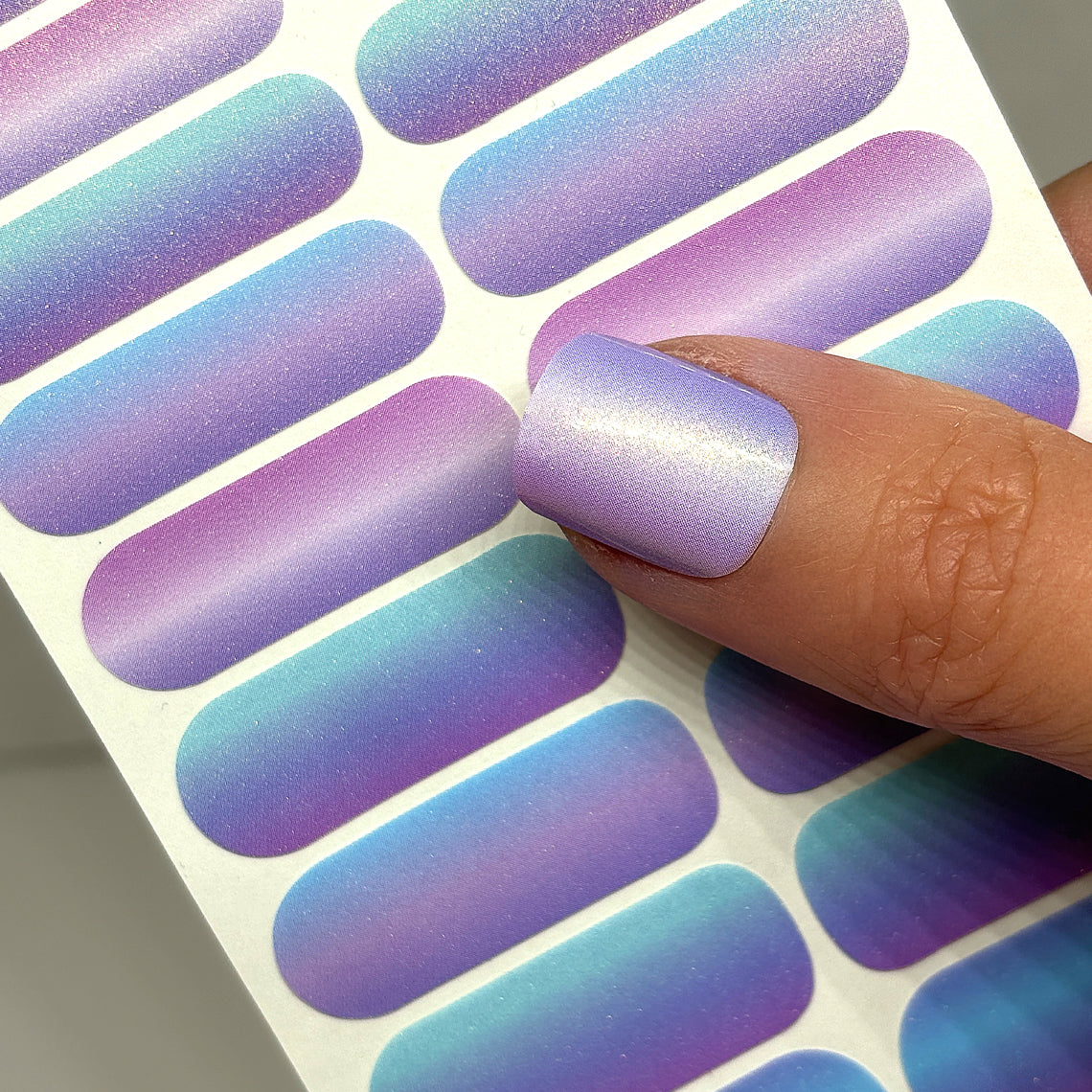 Fantasy Shimmer Ombre Nail Wraps (COLOR SHIFT/PEARL)