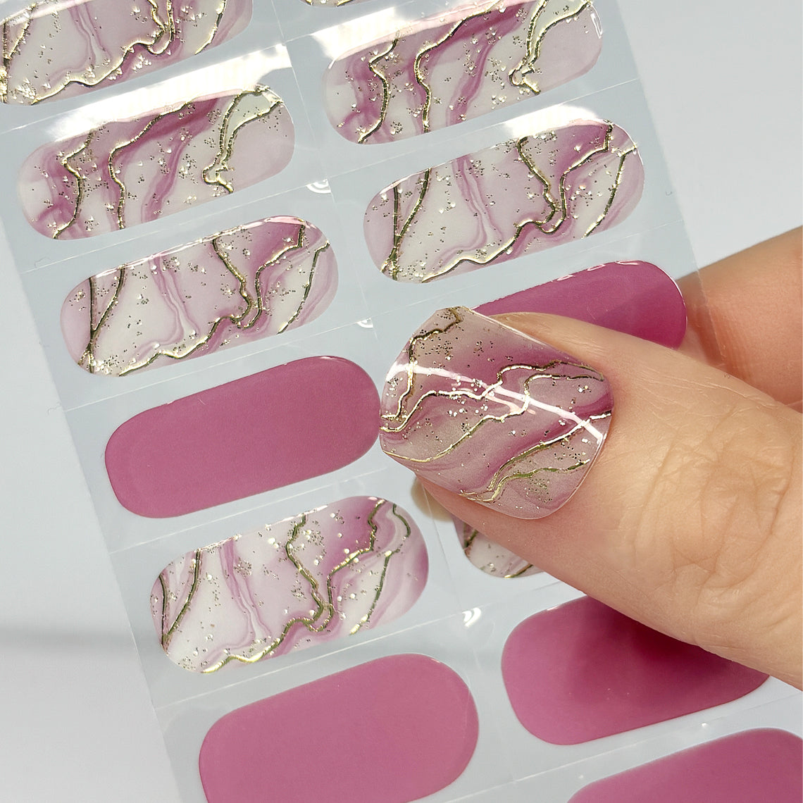 Molten Mauve No Light Gel Nail Wraps (NLG)