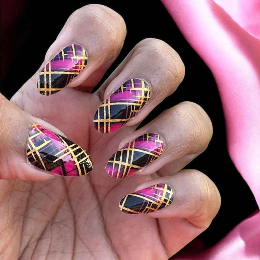Pretty in Plaid Exclusive Design Nail Wraps (FOIL LINES)