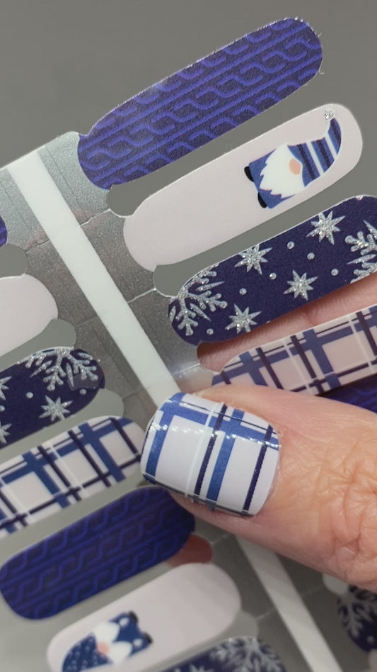 Winter Gnome Nail Wraps